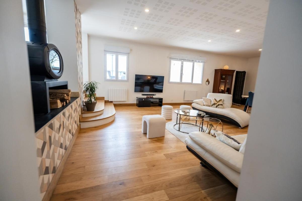 Le Retro Champlay Villa Eksteriør billede